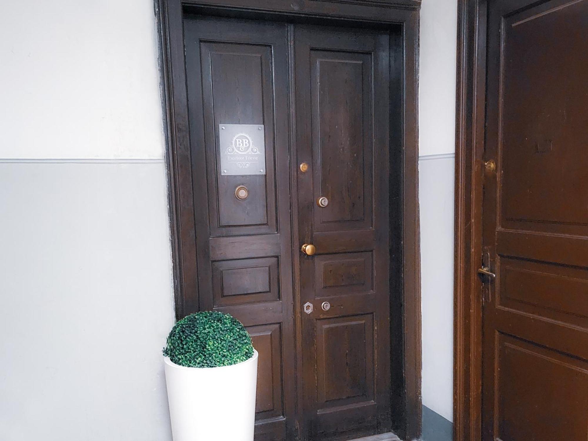 B&B Excelsior Trieste Exteriör bild